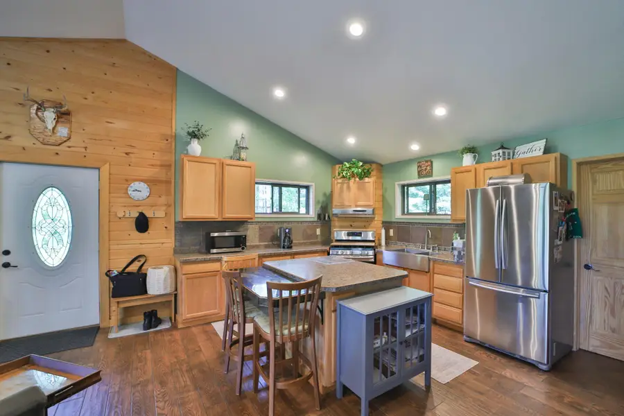 21097 Gilmer Road, Crosby, MN 56441 - Image #2