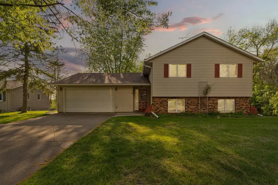 16 Crestview Bay, Faribault, MN 55021 - Image #3