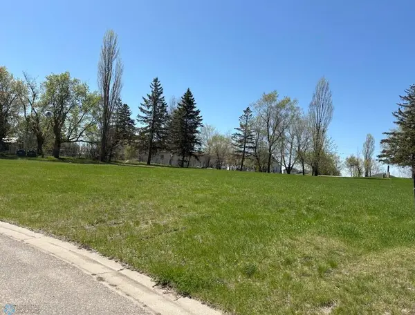 1115 Red Willow Circle, Frazee, MN 56544