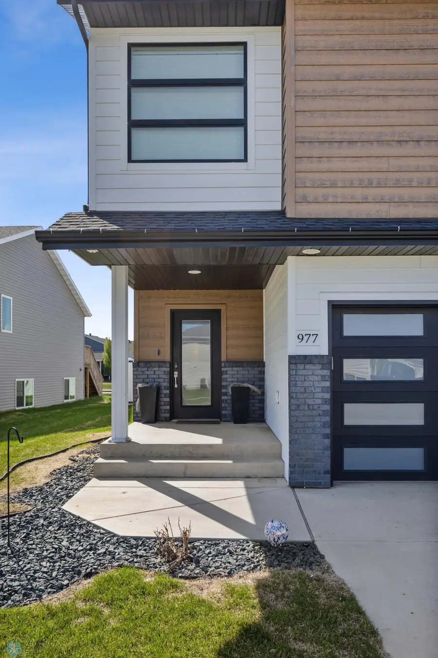 977 Ashley Drive W, West Fargo, ND 58078 - Image #3