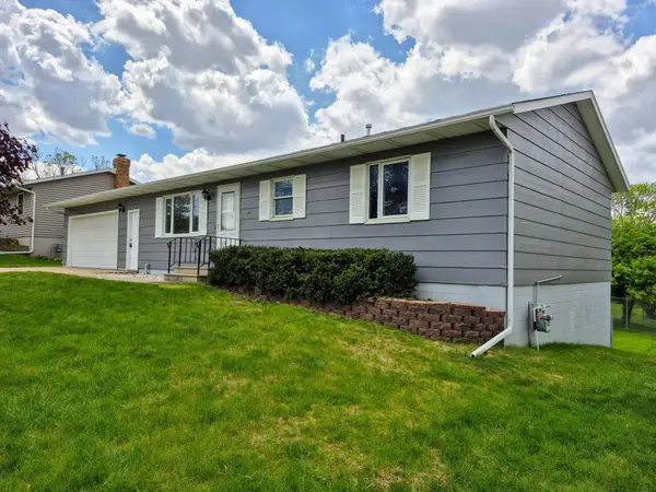 307 10th Avenue Ne, Stewartville, MN 55976