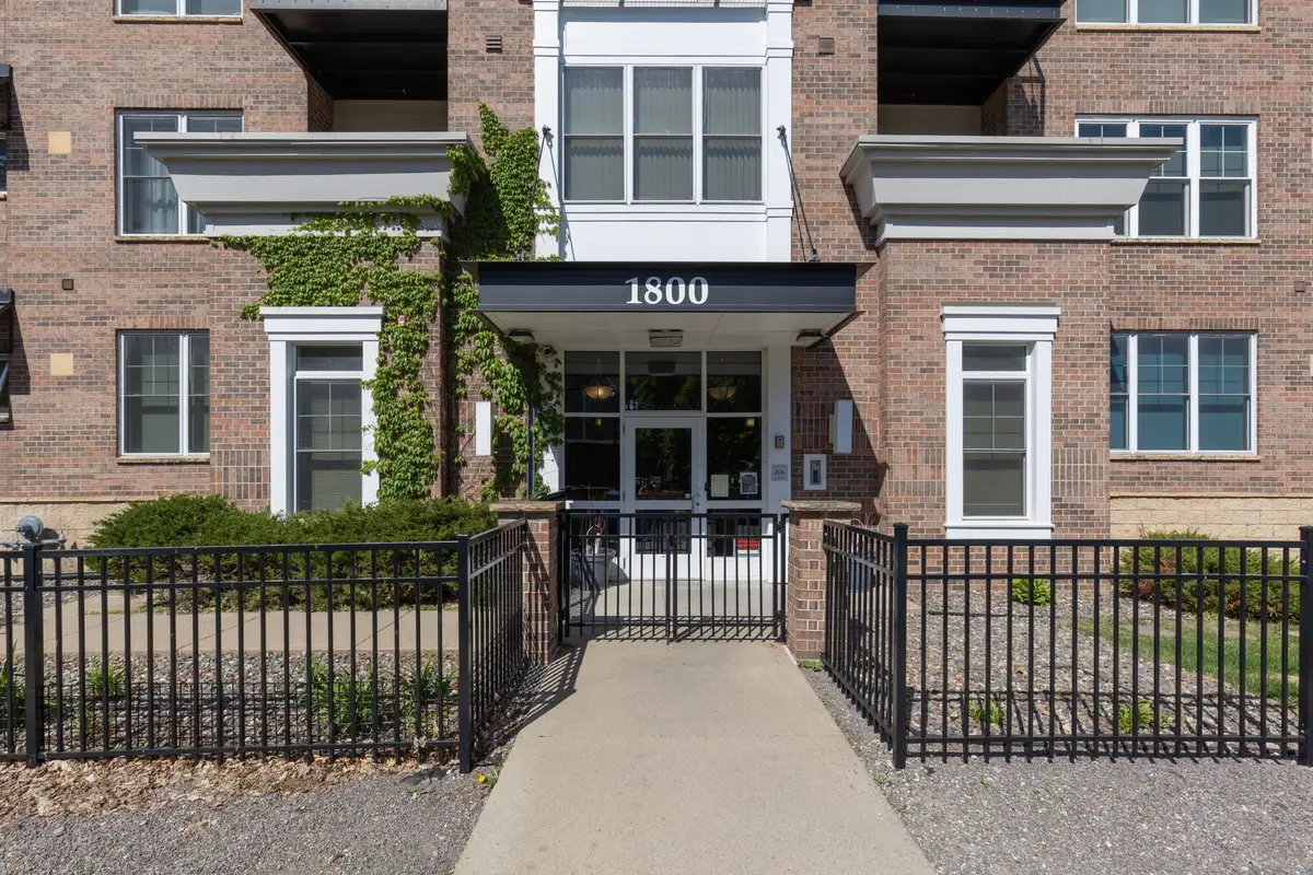 1800 Clinton Avenue #205, Minneapolis, MN 55404 - Image #1