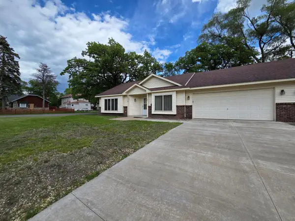 2110 Green Avenue, Anoka, MN 55303