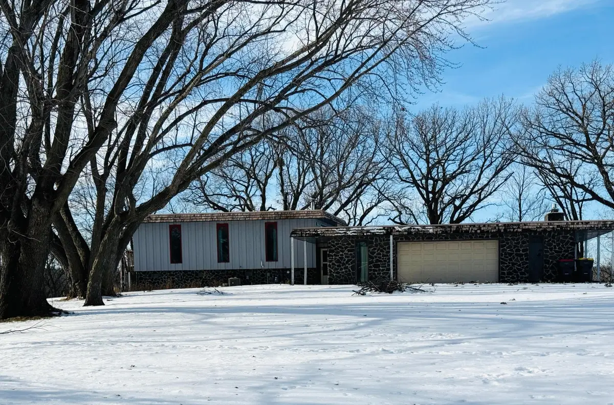 1004 S Ramsey Street, Redwood Falls, MN 56283 - #1