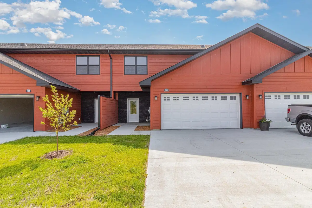 813 Viburnum Street, Belle Plaine, MN 56011 - Image #1