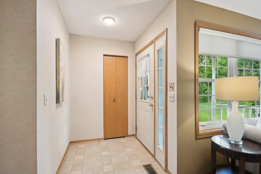 6879 Inverness Trail, Inver Grove Heights, MN 55077 - Image #3