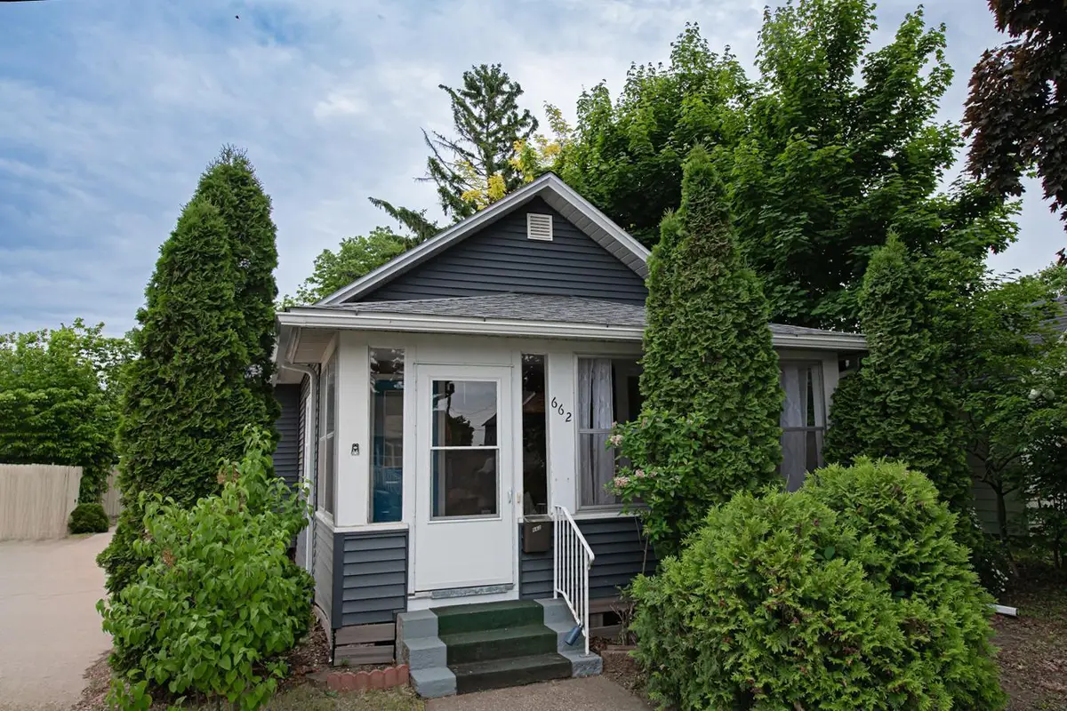 662 Wilson Street, Winona, MN 55987 - Image #1