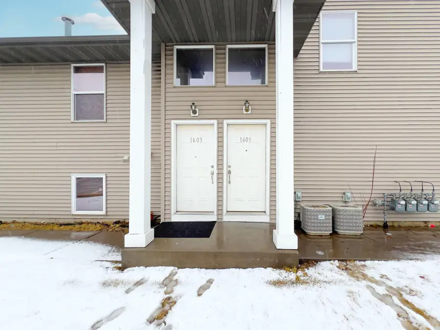 1599 Rice Street, Saint Paul, MN 55117 - #2