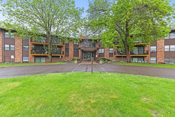 10113 W 34th Street #105, Hopkins, MN 55305