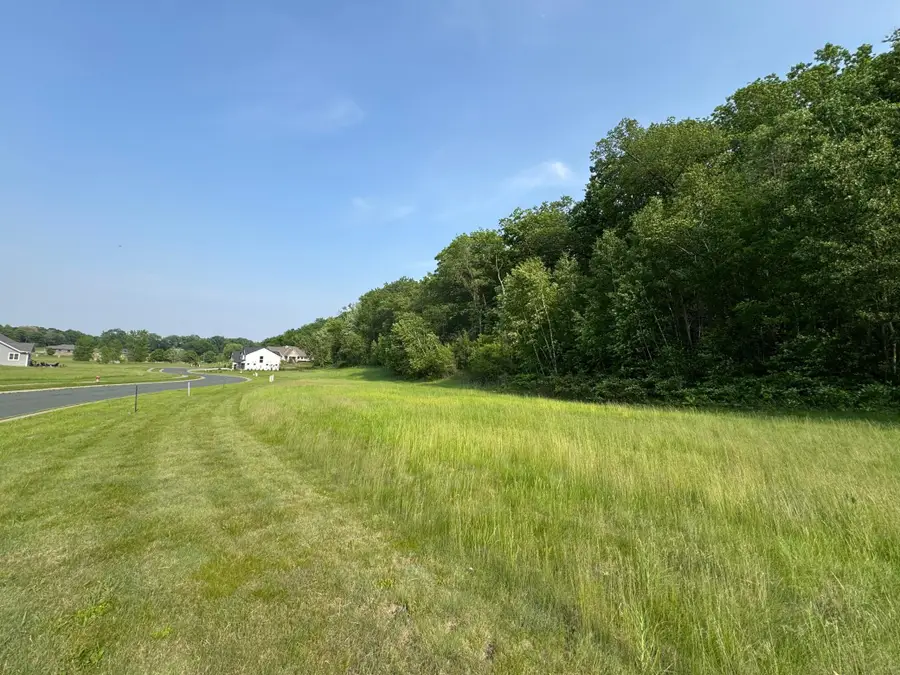 2812 Oakhurst Drive, Lake City, MN 55041 - Image #2