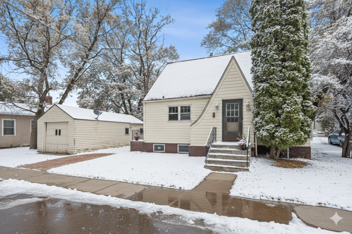 310 10th Street S, Moorhead, MN 56560 - Image #1