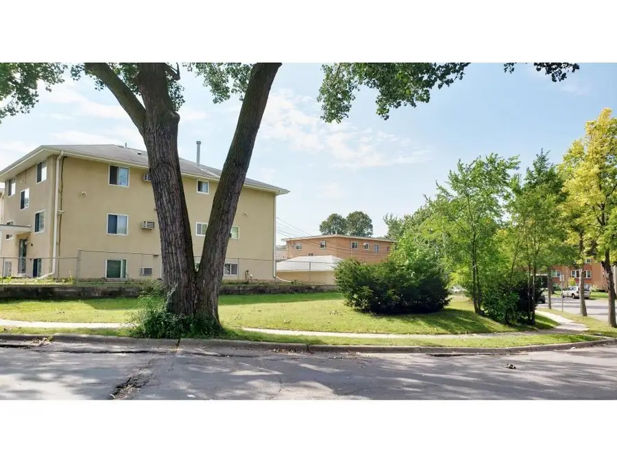 5735 Sander Drive, Minneapolis, MN 55417 - Image #2