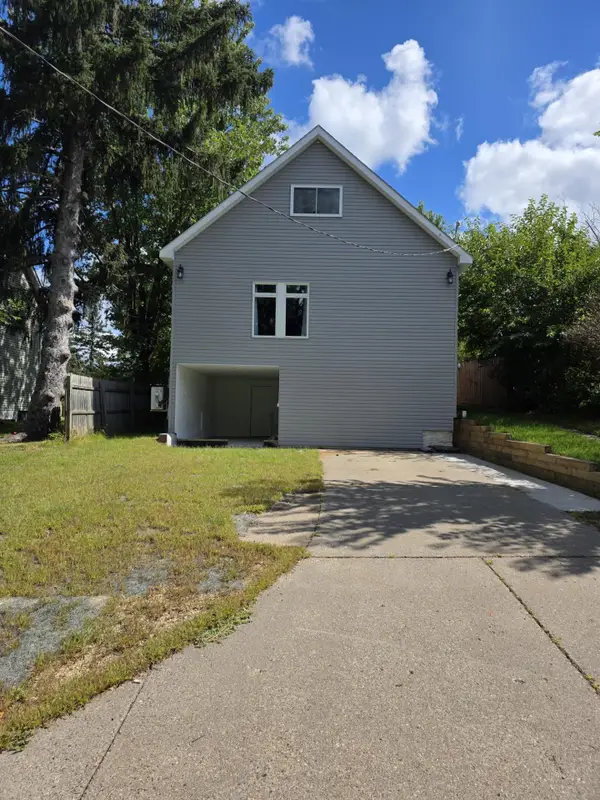 724 1st Avenue Nw, New Brighton, MN 55112
