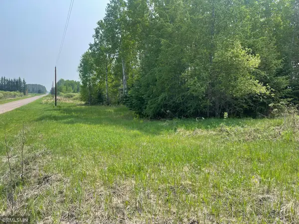 8017 N Savanna Road, Floodwood, MN 55736