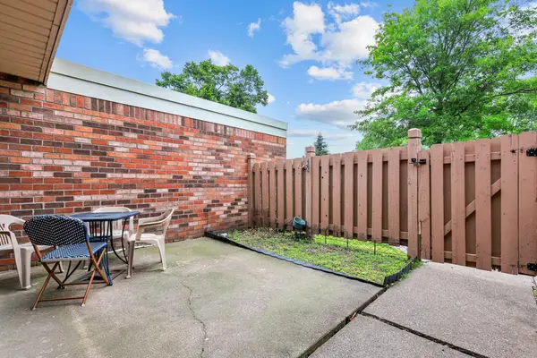 3625 Gettysburg Avenue S #40, Saint Louis Park, MN 55426