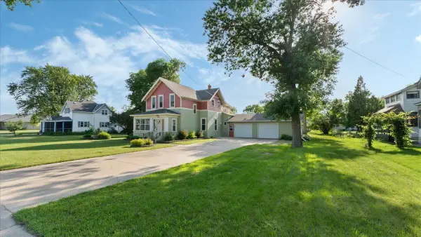 565 Washburn Avenue, Belgrade, MN 56312