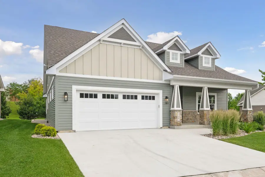 752 Somerwood Lane, Waconia, MN 55387 - Image #2