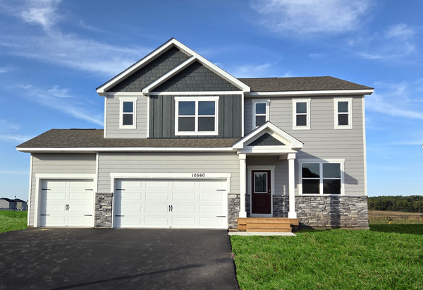 10560 Bent Pine Lane, Woodbury, MN 55129