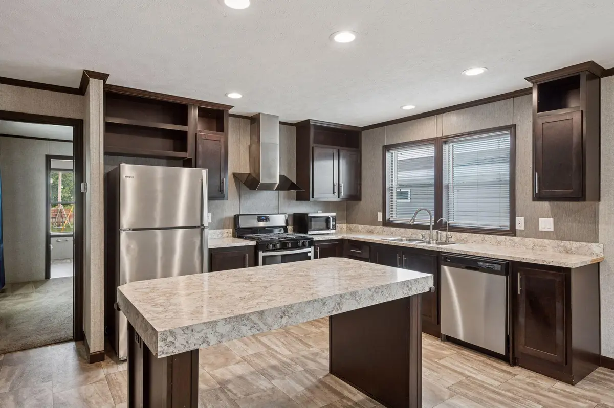 2501 Lowry Avenue Ne #201, Minneapolis, MN 55418 - Image #1