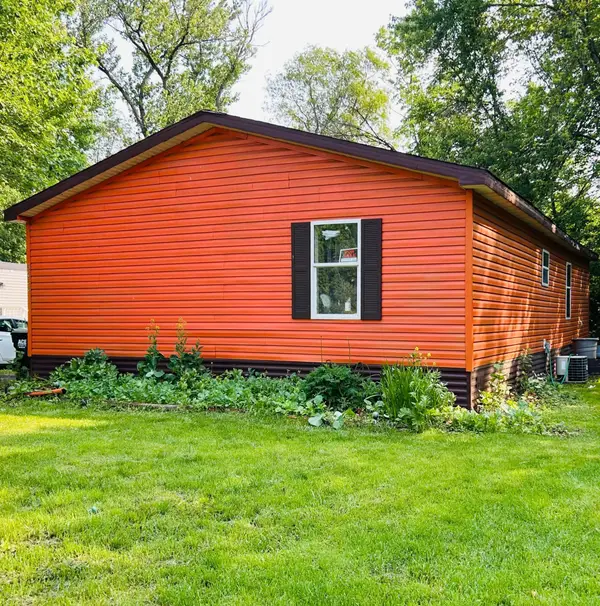 4644 Prior Circle, Arden Hills, MN 55112