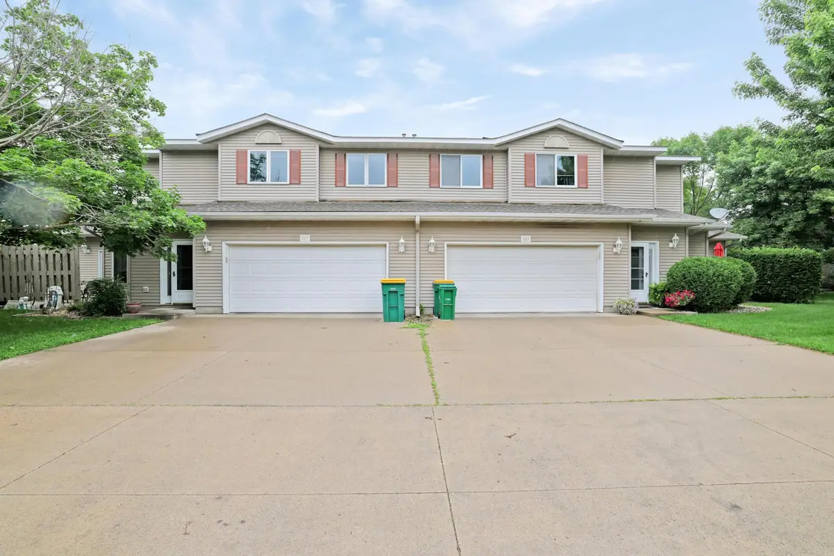 507 Welco Lane W, Montgomery, MN 56069 - Image #1