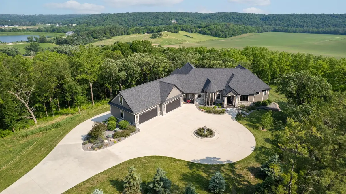 1500 Weatherhill Ridge Court Sw, Rochester, MN 55902 - Image #1