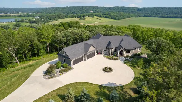 1500 Weatherhill Ridge Court Sw, Rochester, MN 55902