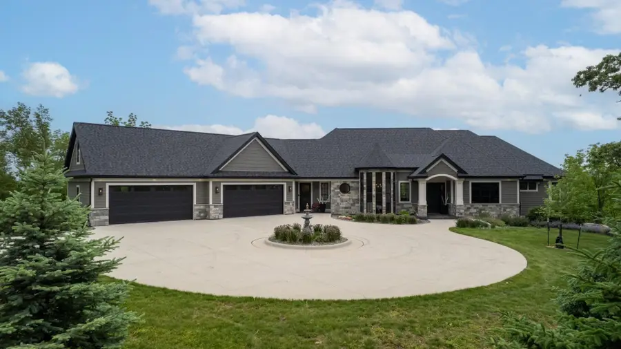 1500 Weatherhill Ridge Court Sw, Rochester, MN 55902 - Image #3