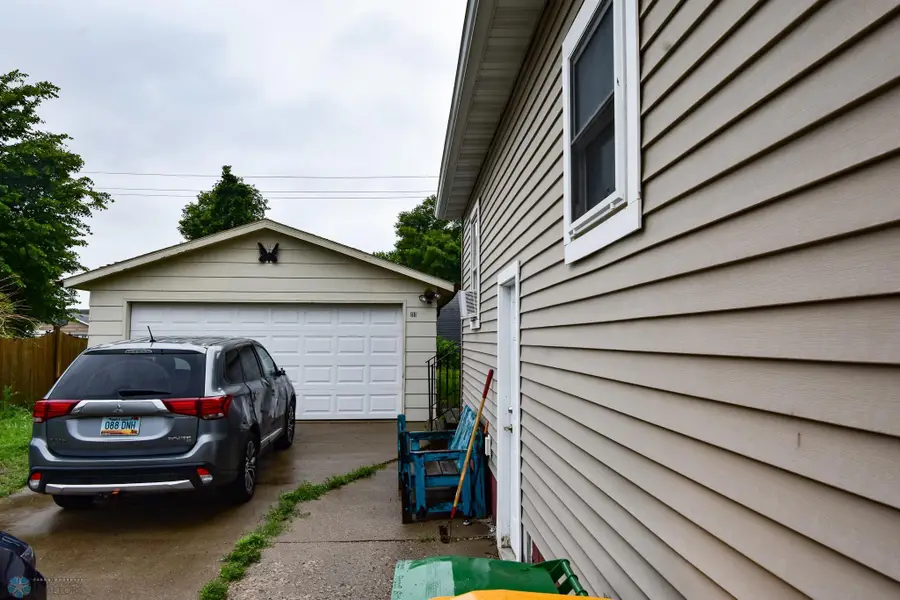 410 9 1/2 Street N, Wahpeton, ND 58075 - Image #3