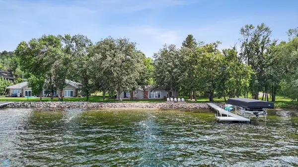 886 S Shore Drive, Detroit Lakes, MN 56501
