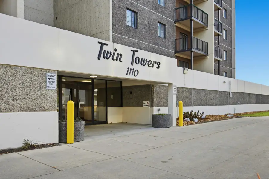 1110 3rd Avenue N #201E, Fargo, ND 58102 - #2