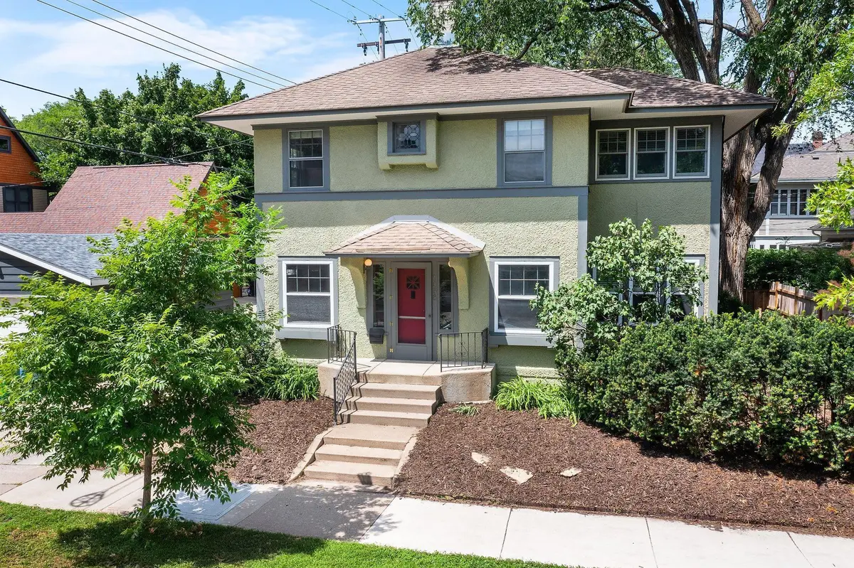 1458 W 33rd Street, Minneapolis, MN 55408 - #1