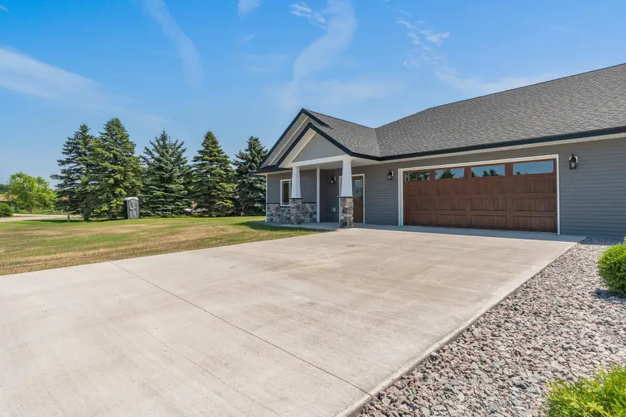 605 W Colfax Street, Parkers Prairie, MN 56361 - Image #3