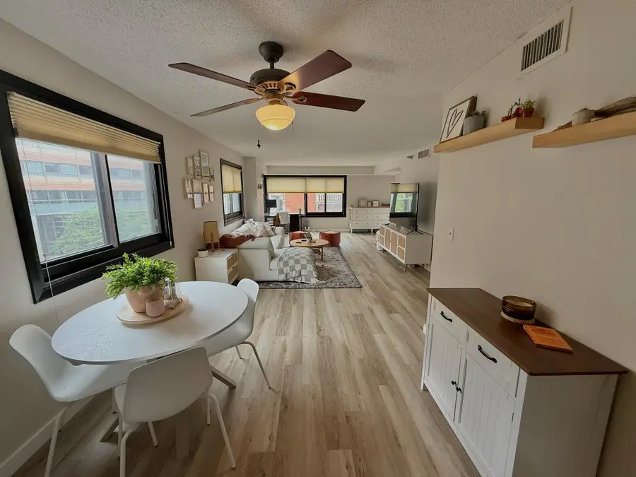 26 10th Street W #402, Saint Paul, MN 55102 - Image #2