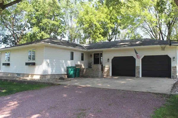 402 W 1st Street, Sherburn, MN 56171