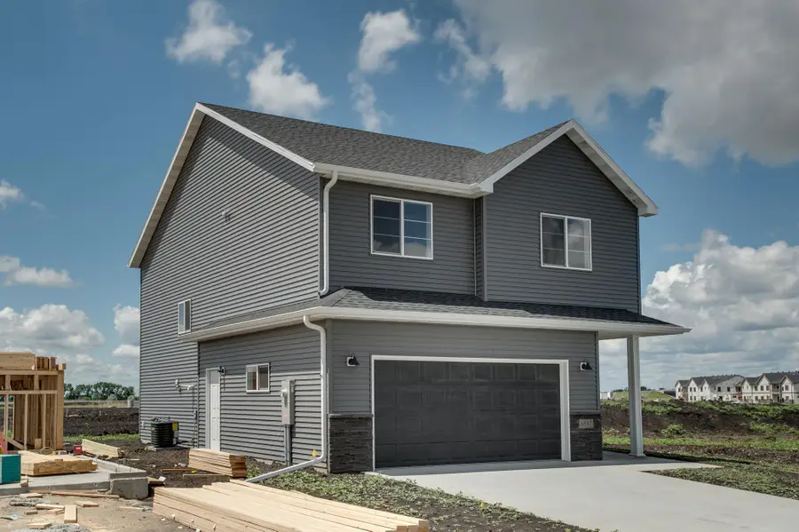 6847 Belding Drive S, Fargo, ND 58104 - #3
