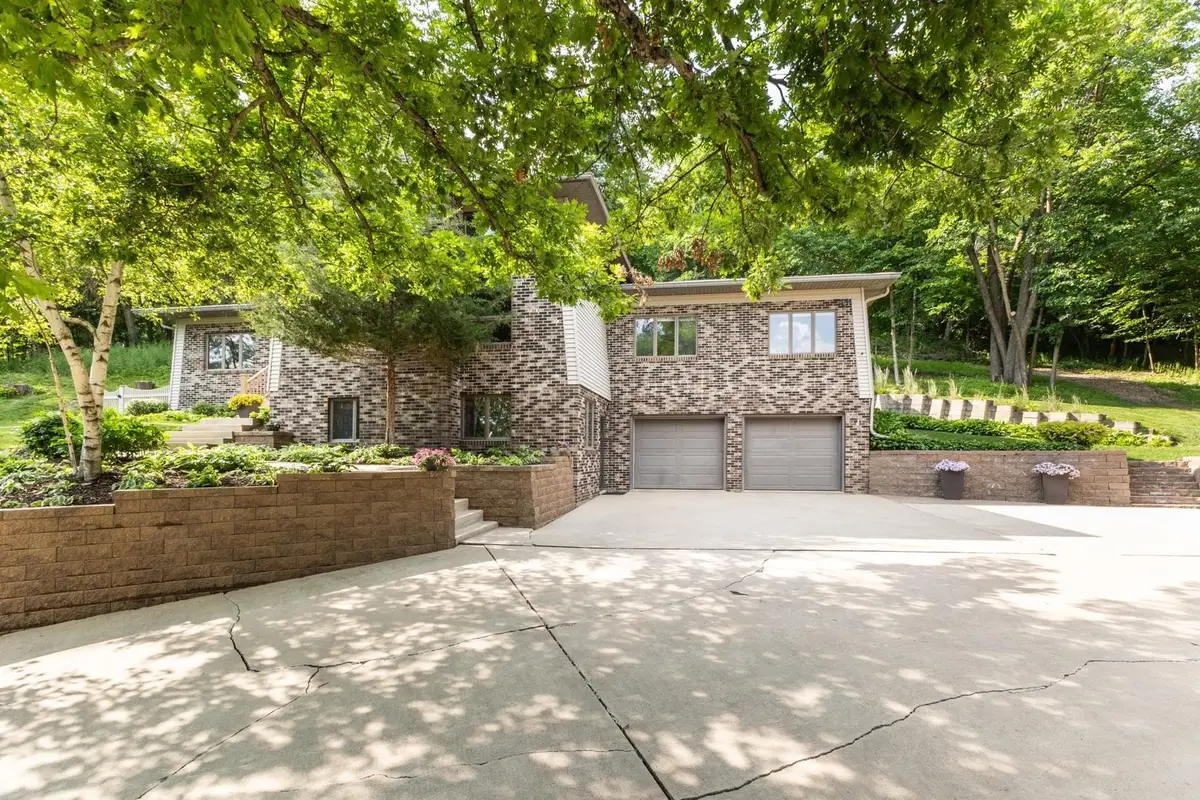 6317 Oak Meadow Lane Nw, Rochester, MN 55901 - Image #1