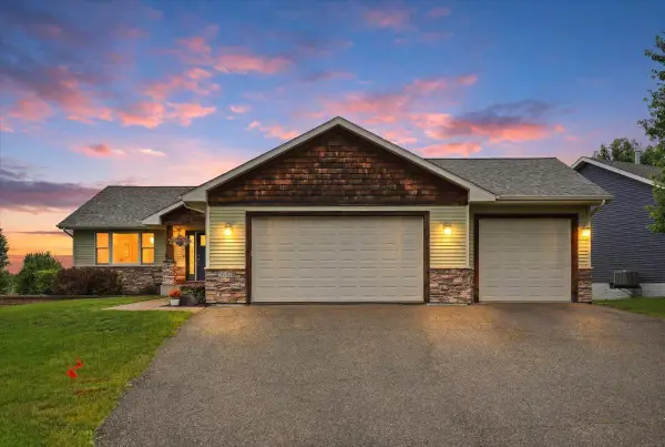1647 Valley Quail Drive, River Falls, WI 54022