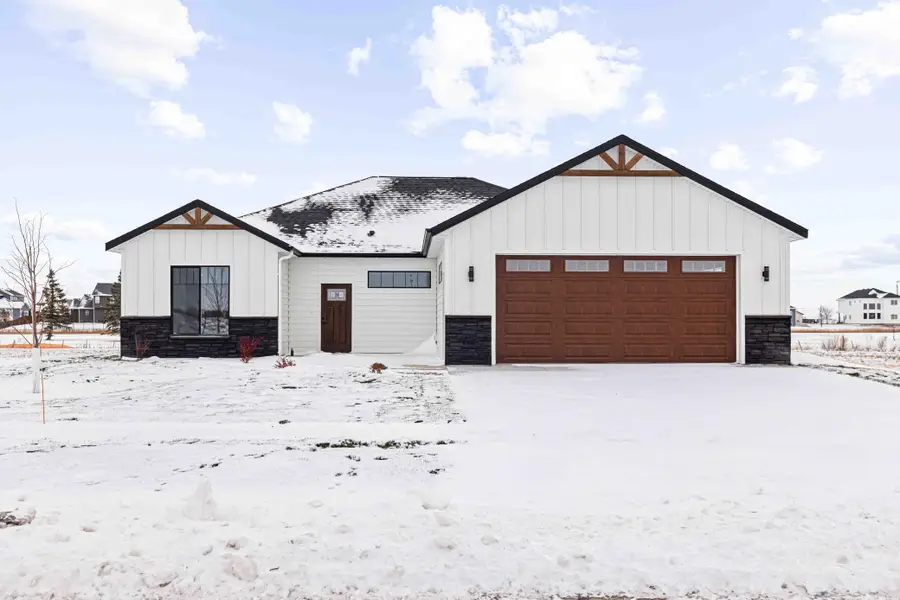 215 Emma Court, Mapleton, ND 58059 - Image #2