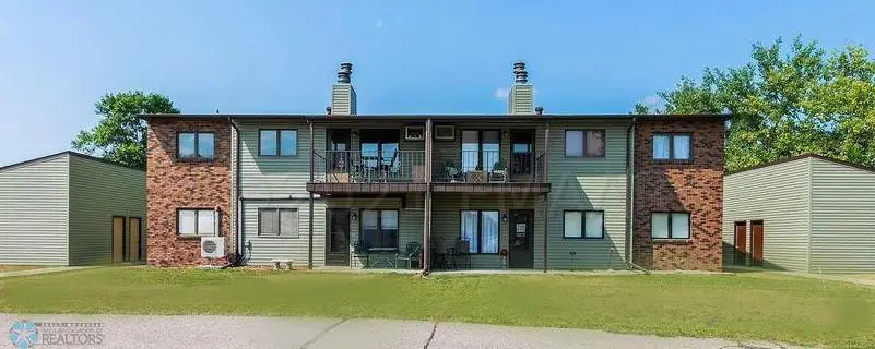 2402 18th Street S #3, Fargo, ND 58103 - Image #2