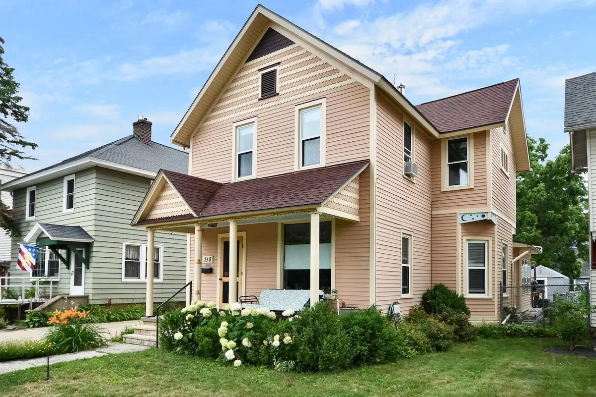 718 W Wabasha Street, Winona, MN 55987 - Image #1