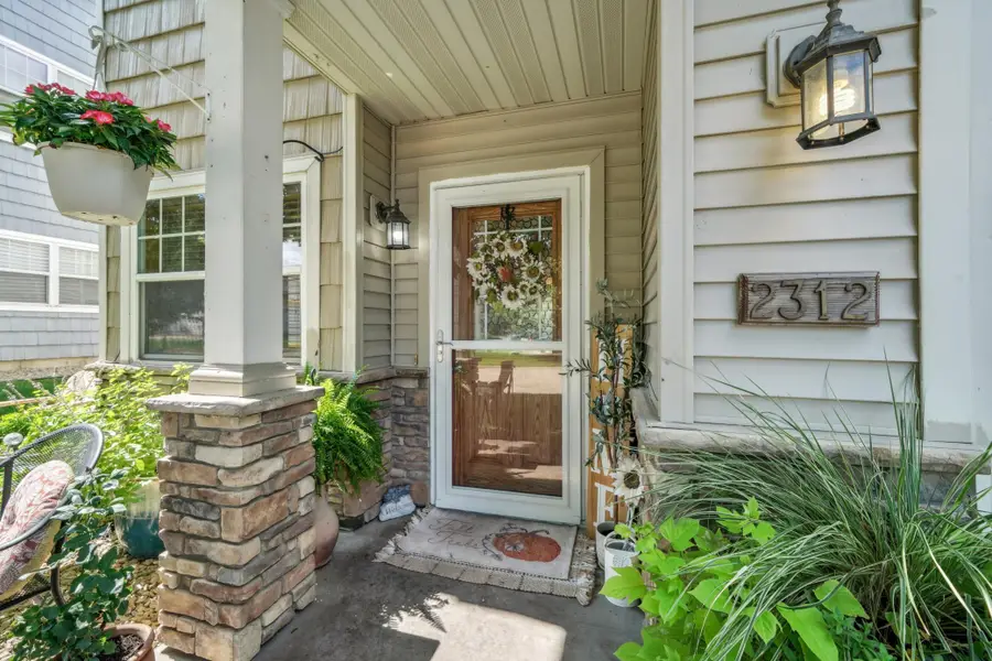 2312 Vierling Drive E, Shakopee, MN 55379 - Image #3