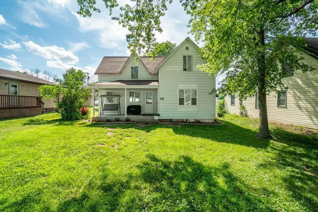 315 S Woodworth Street, Elmwood, WI 54740 - #1