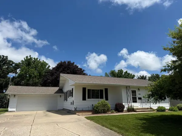 228 13th Street Sw, Owatonna, MN 55060
