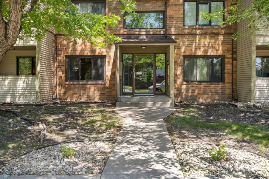 3237 17th Avenue S #101, Fargo, ND 58103 - Image #2