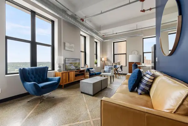 350 Saint Peter Street #1009, Saint Paul, MN 55102