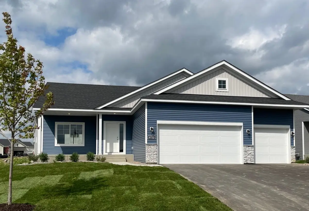 9752 32nd Street Ne, Saint Michael, MN 55376 - Image #1