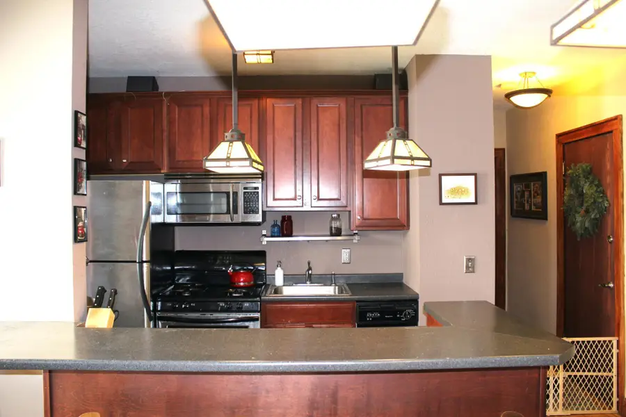 1812 Clinton Avenue #303, Minneapolis, MN 55404 - Image #2