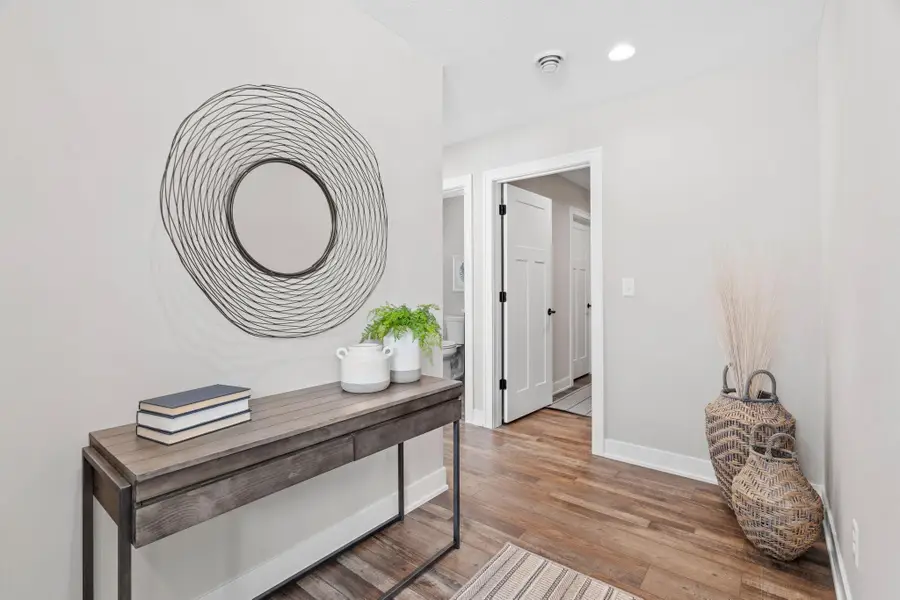 2333 17th Avenue E, North Saint Paul, MN 55109 - Image #2