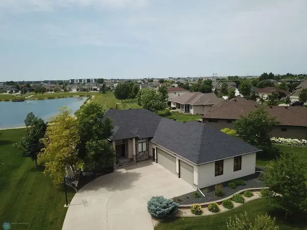 4703 Woodhaven Street S, Fargo, ND 58104